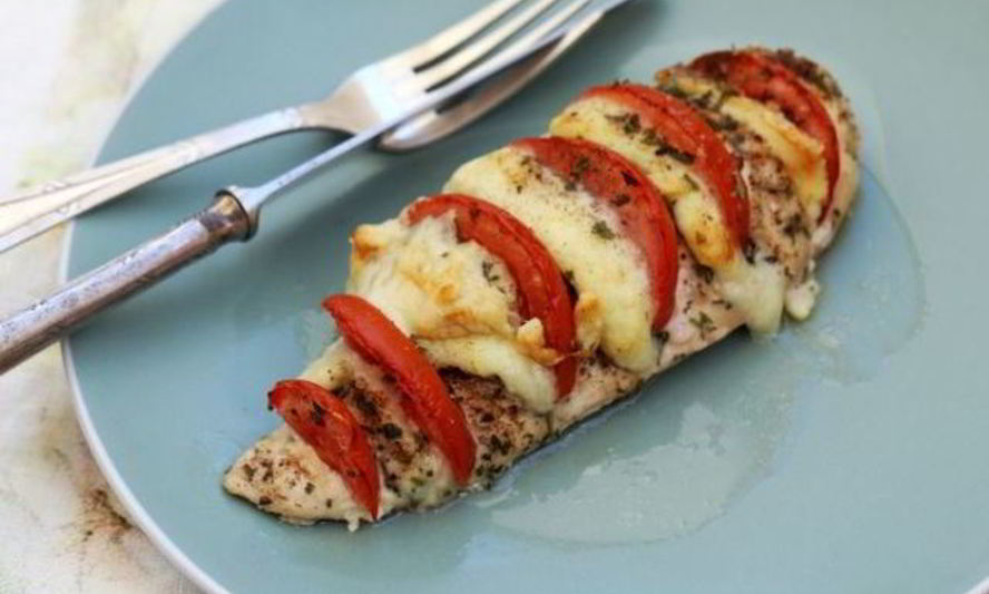 Рецепт куриной грудки с помидорами