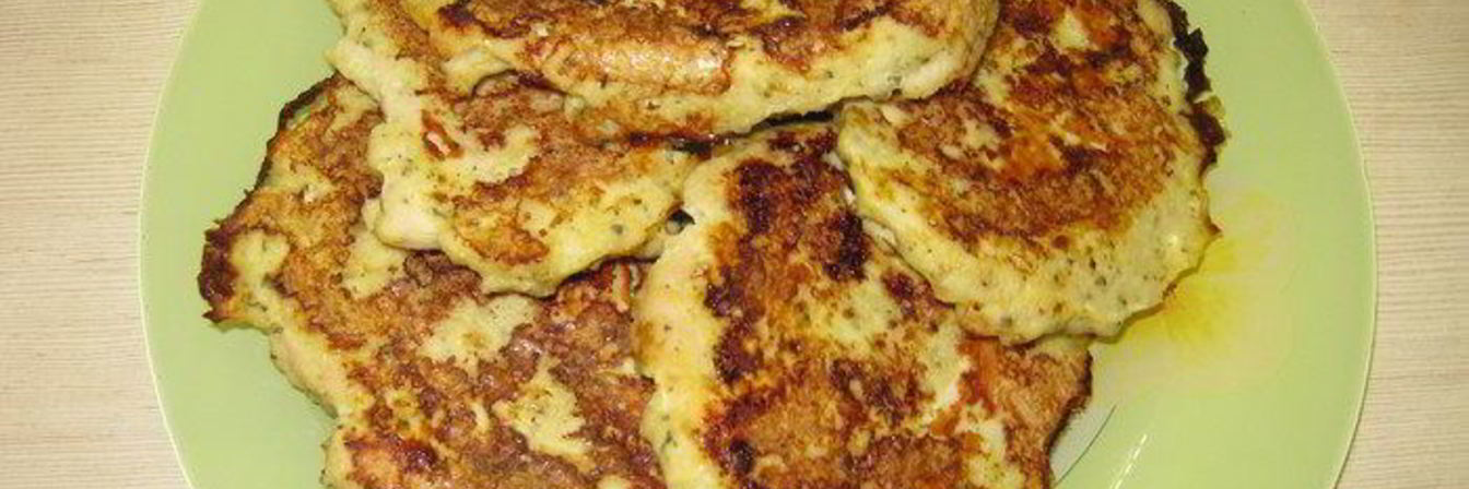 Куриные биточки с песто