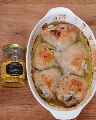 Курица запеченная с медом и зернистой горчицей