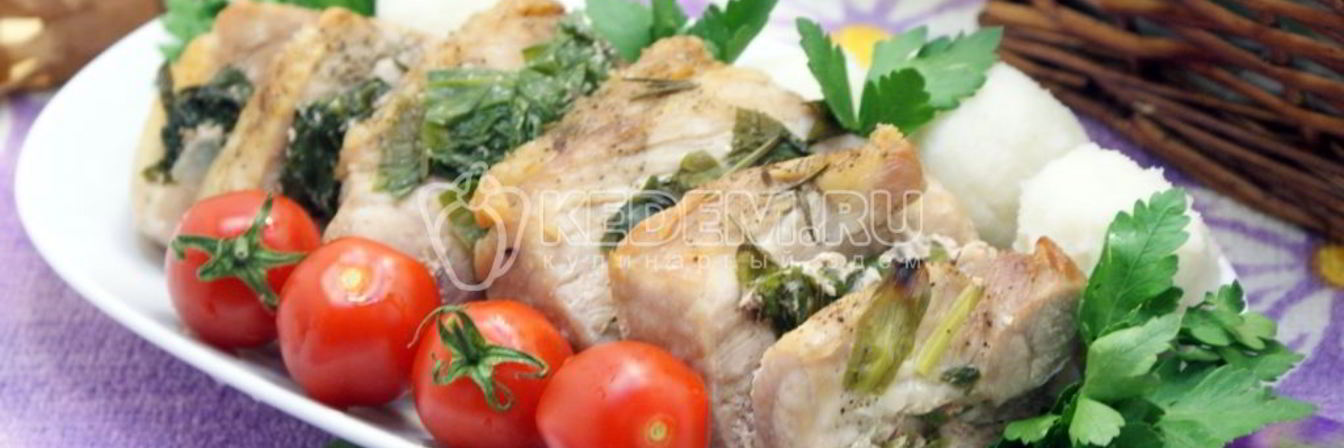 Мясо в рукаве с черемшой и розмарином