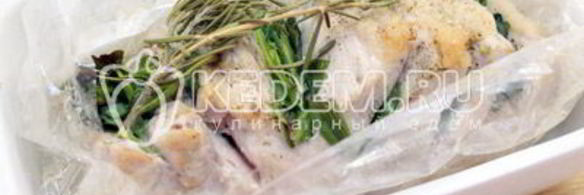 мясо в рукаве с черемшой и розмарином