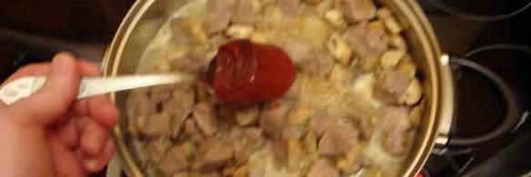 мясо в сырном соусе