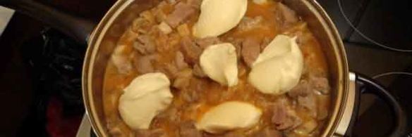 мясо в сырном соусе