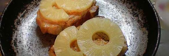 свинина с ананасами в духовке