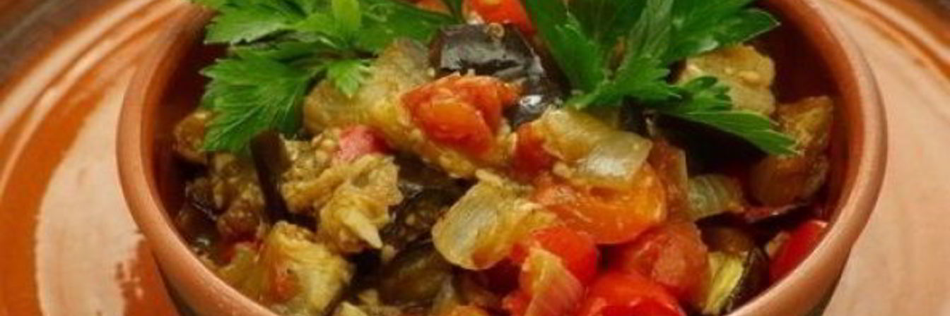 Свинина с баклажанами и кабачками