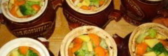 свинина запеченная в горшочке