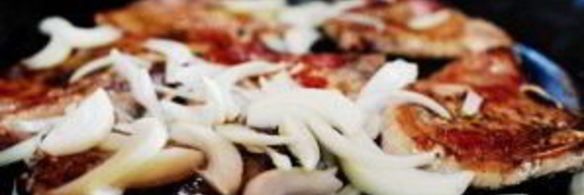 свиные отбивные с ананасом и рисом