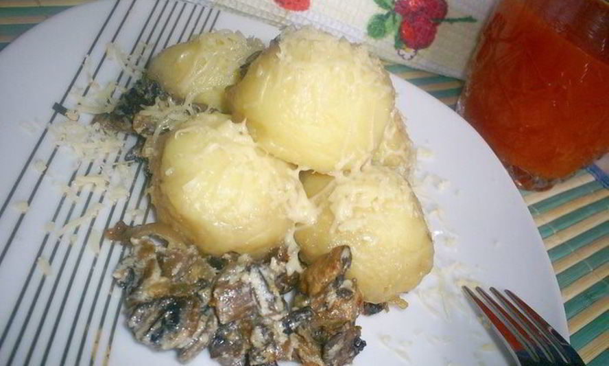 Рецепт ньокков, тушенных в сливочно-грибном соусе