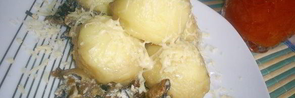 ньокки, тушенные в сливочно-грибном соусе