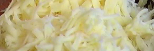 баклажаны, фаршированные овощами и сыром