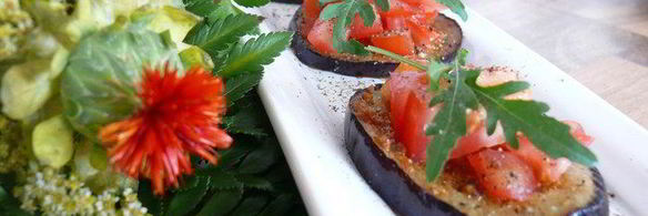 баклажаны под томатной сальсой