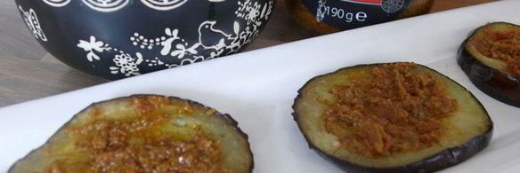 баклажаны под томатной сальсой