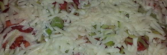 баклажаны с помидорами, запеченные в сырном соусе