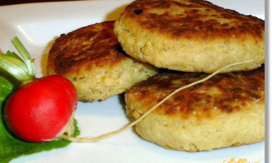 Рецепт биточков картофельно-яблочные с хреном