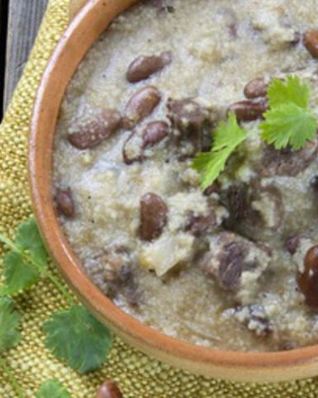 Чолнт с мясом и фасолью