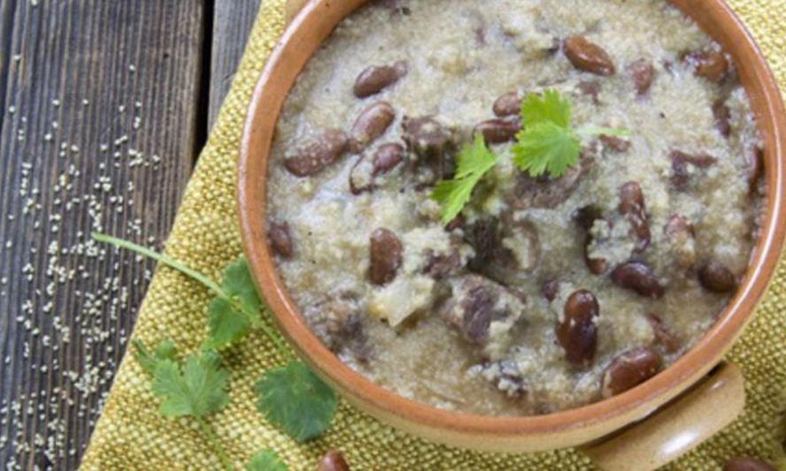 Рецепт чолнта с мясом и фасолью