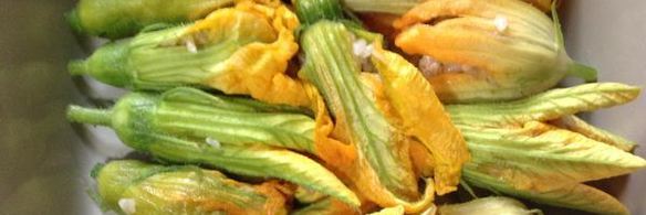 долмодакия — фаршированные цветки цукини и тыквы