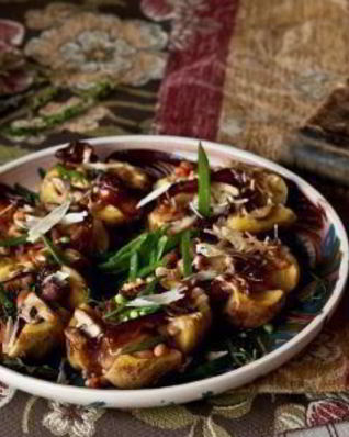 Картофель, фаршированный фасолью, грибами и сыром Джюгас