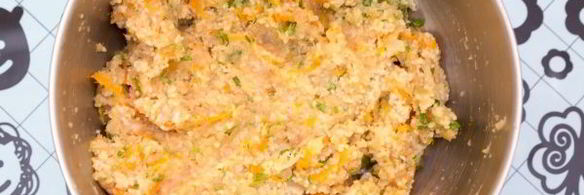 перец, фаршированный куриным фаршем и кускусом