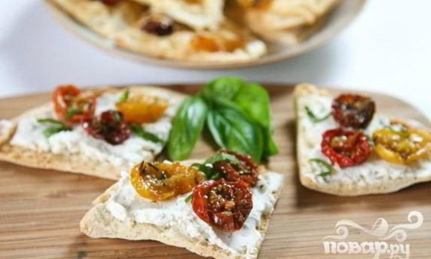 Рецепт помидоров-черри со специями, сушеные в духовке