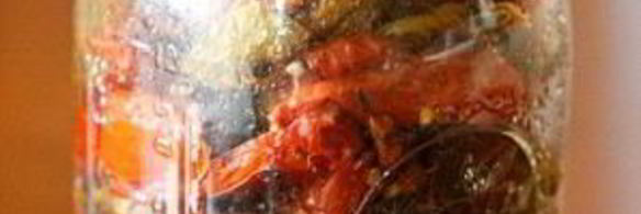 помидоры-черри со специями, сушеные в духовке