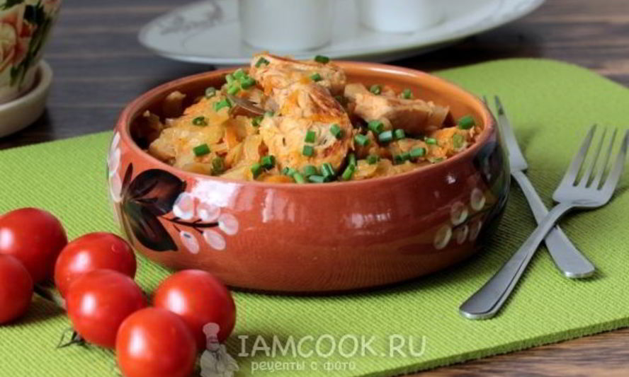 Рецепт тушеной капусты с мясом в мультиварке