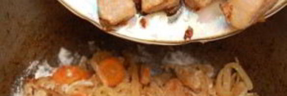 тушеная картошка с мясом в духовке