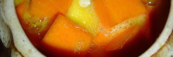 тыква, запеченная с яйцами в горшочках