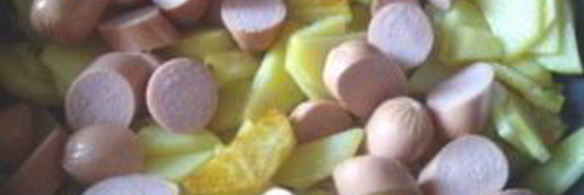 запеченный картофель с сосисками