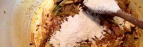 говяжья печень с грибами