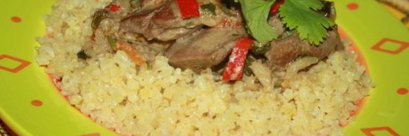 индюшиная печень с овощами в сметанном соусе в мультиварке