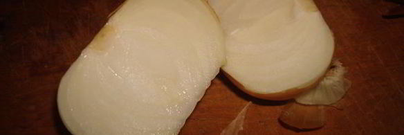 куриная печень с ананасами и гречкой