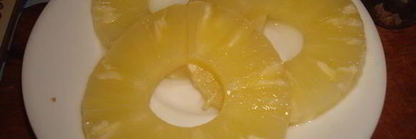 куриная печень с ананасами и гречкой