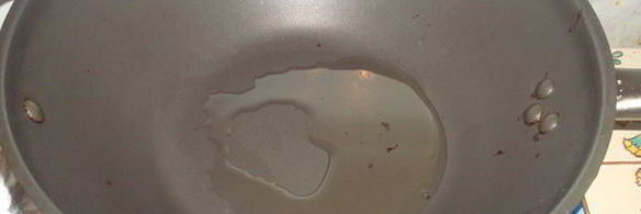 куриная печень с ананасами и гречкой