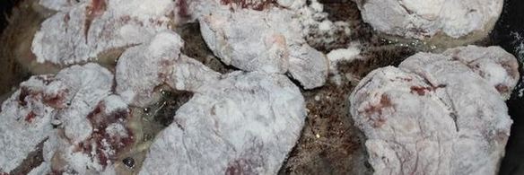 нежнейшая печень в сметанно-винном соусе