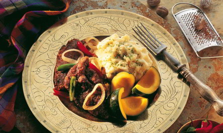 Рецепт печени индейки в сметане с луком