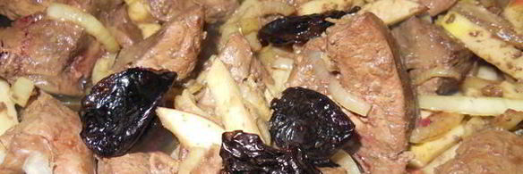 печень индюшки с яблоками и черносливом
