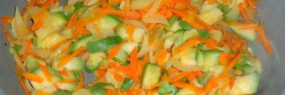 печень с кабачками в горшочке