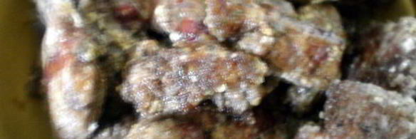 печень с яблоками и черной смородиной