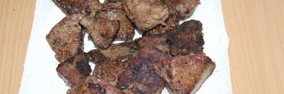 печень с яблоками и луком