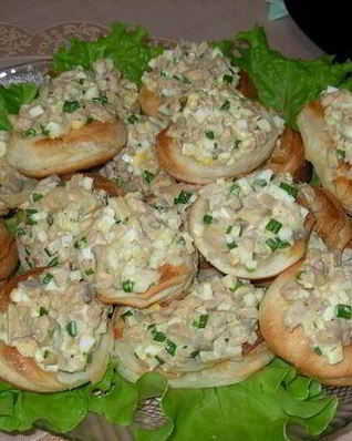 Волованы с печенью трески