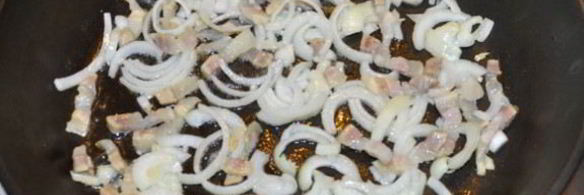 жареная печень с винным соусом