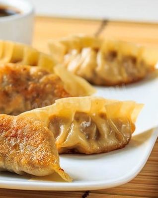 Китайские жареные пельмени