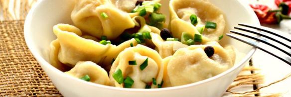 мясные пельмени к праздничному столу