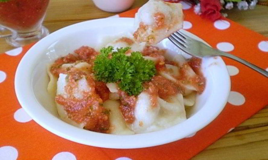 Рецепт пельменей под соусом