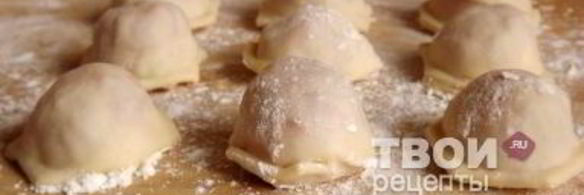 пельмени, запеченные со сметаной и сыром