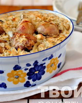 Куриный плов с миндалем в духовке