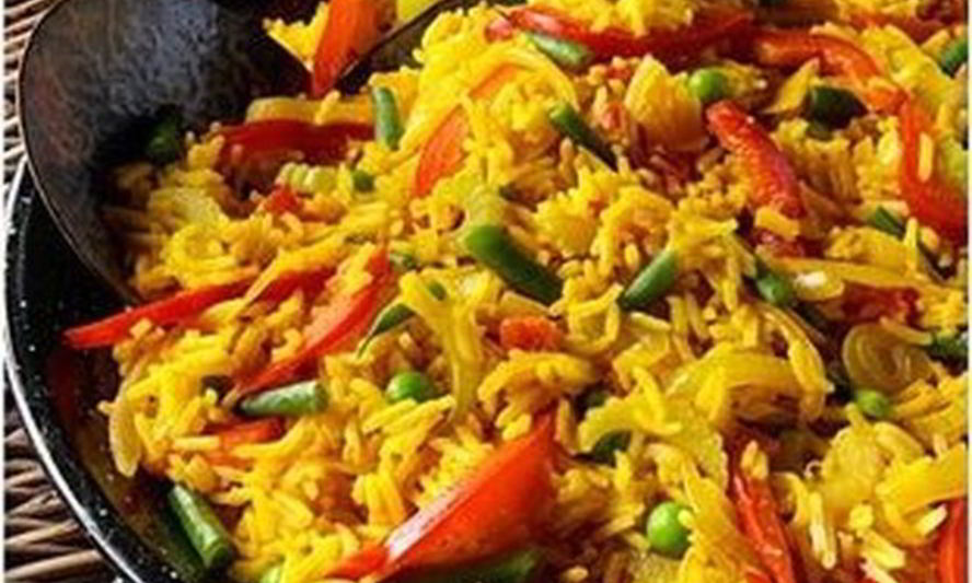 Рецепт овощной паэльи с беконом