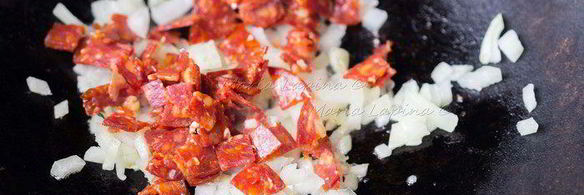 паэлья с морепродуктами и чоризо