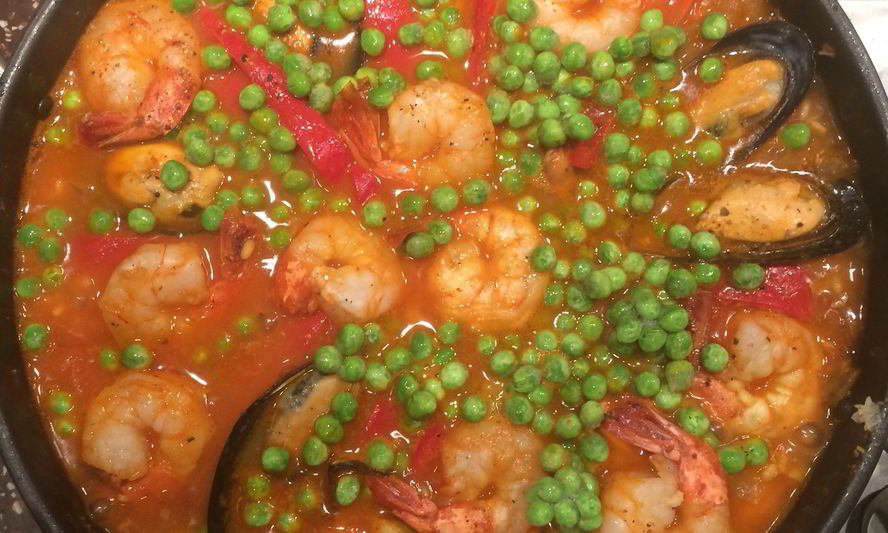 Рецепт паэльи с уткой и морским гадами